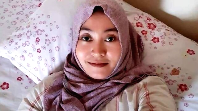 invite my hijab wife to have sex with asian pornstar arab